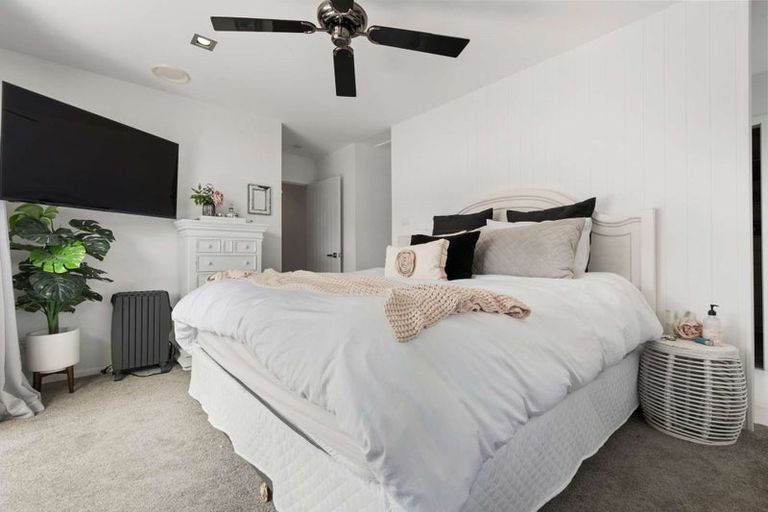 Photo of property in 43 Oceania Sands Way, Papamoa Beach, Papamoa, 3118
