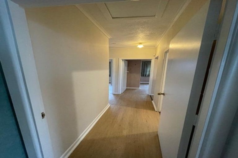 Photo of property in 37 Gloucester Road, Manurewa, Auckland, 2102