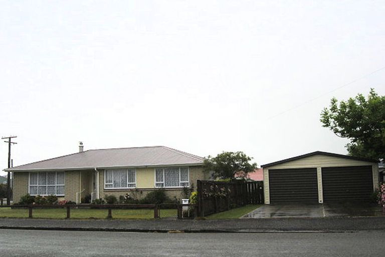 Photo of property in 30 Mill Street, Westport, 7825