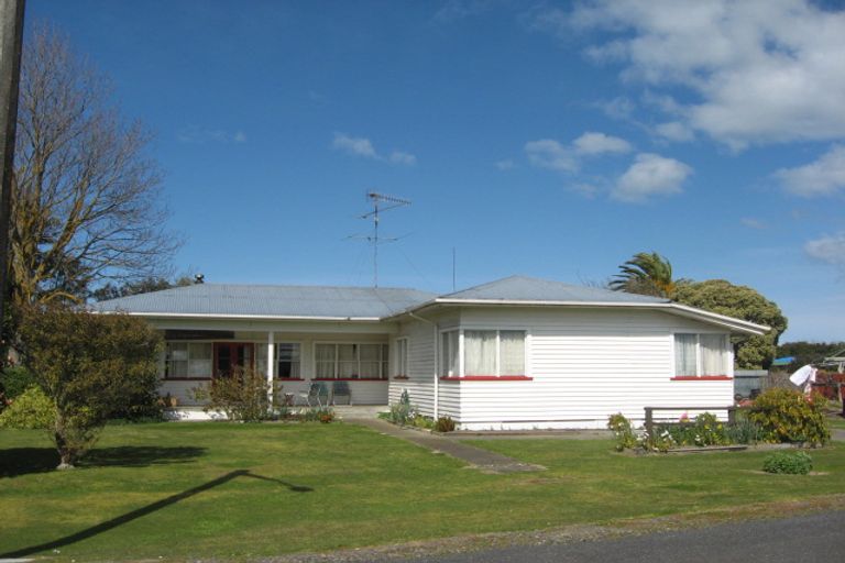 Photo of property in 1 Jellicoe Avenue, Wairoa, 4108
