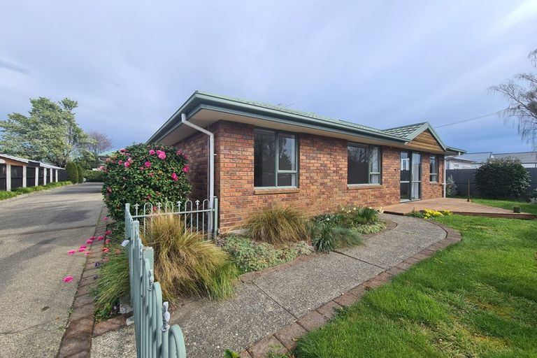 Photo of property in 1/39 Cleveland Street, Edgeware, Christchurch, 8013
