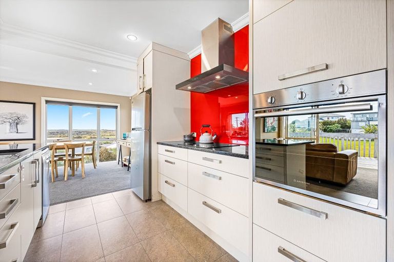 Photo of property in 78 Maire Road, Orewa, 0931