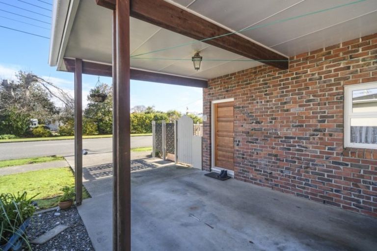 Photo of property in 65 Skerman Street, Marton, 4710