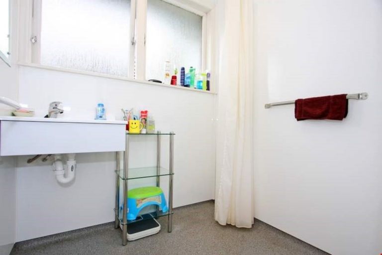 Photo of property in 1/303 Pakuranga Road, Pakuranga Heights, Auckland, 2010