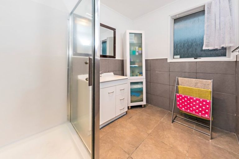 Photo of property in 22 Ferndown Avenue, Papatoetoe, Auckland, 2025