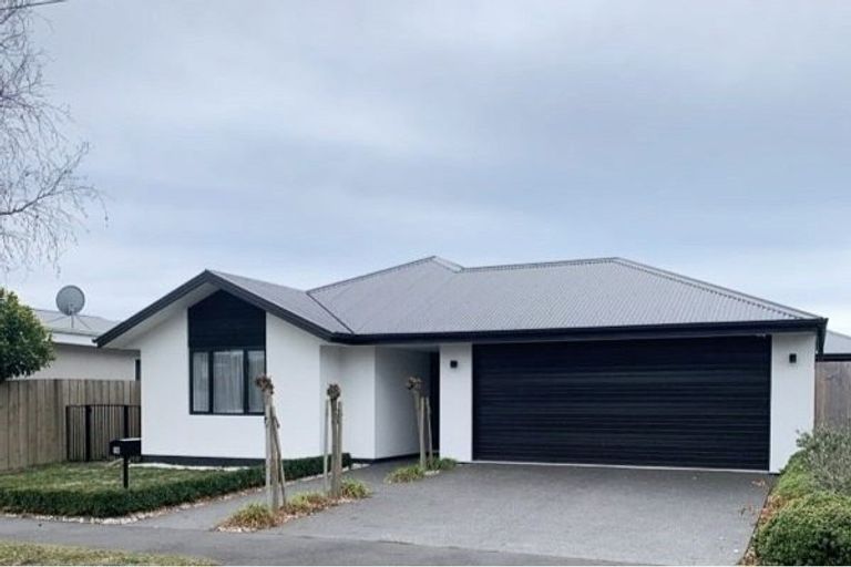 Photo of property in 19 Pinewood Avenue, North New Brighton, Christchurch, 8083