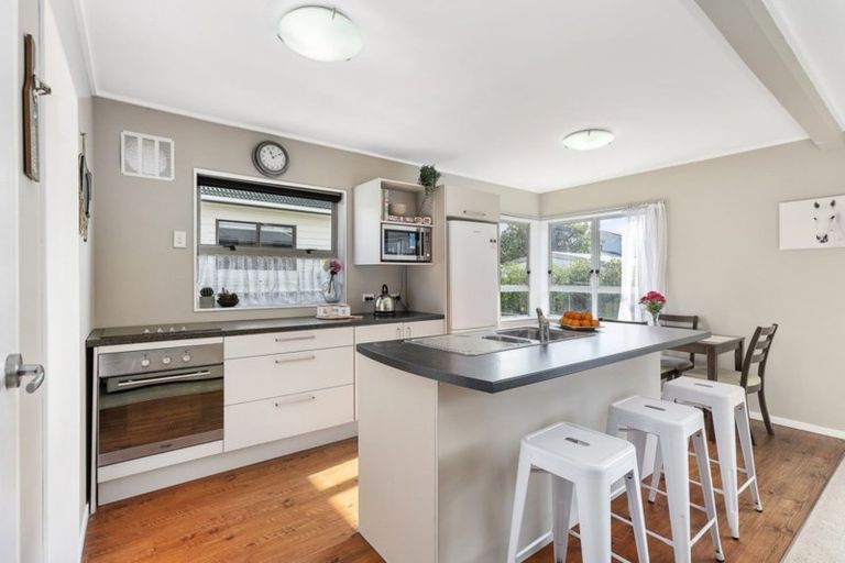Photo of property in 65f4 Rex Street, Miramar, Wellington, 6022