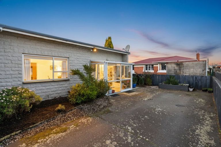 Photo of property in 133e Macandrew Road, South Dunedin, Dunedin, 9012