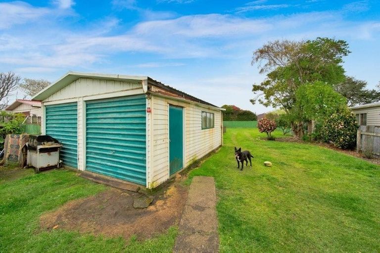 Photo of property in 18 Vogel Street, Hawera, 4610