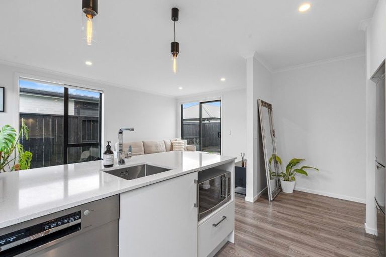 Photo of property in 12 Huriana Crescent, Te Puke, 3119