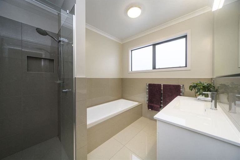 Photo of property in 114 Linton Street, West End, Palmerston North, 4410