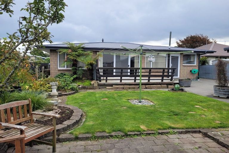 Photo of property in 4 Tulloch Place, Papanui, Christchurch, 8052