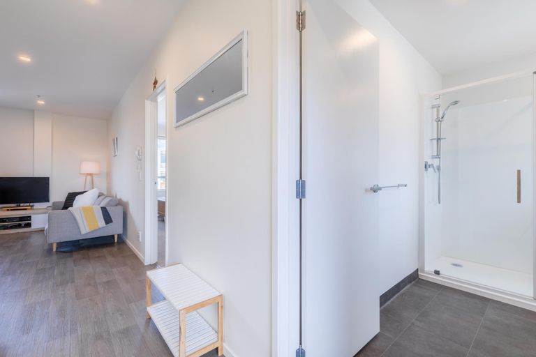 Photo of property in 104/160b Hobsonville Point Road, Hobsonville, Auckland, 0616