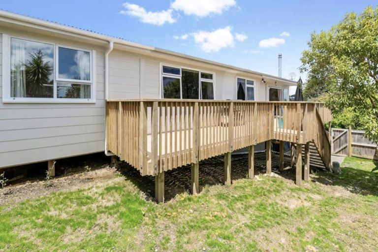 Photo of property in 58 Brian Crescent, Stanmore Bay, Whangaparaoa, 0932