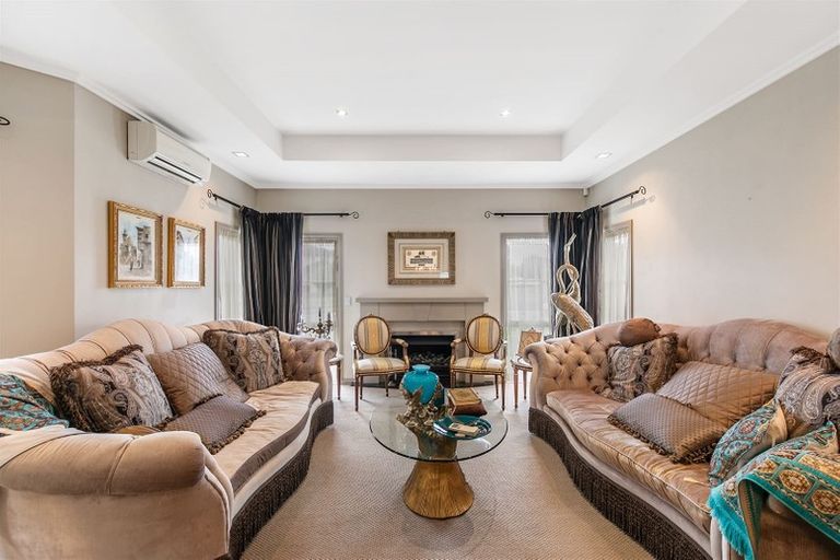 Photo of property in 1 Duntrune Road, Flat Bush, Auckland, 2016