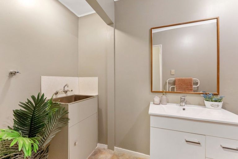 Photo of property in 167a Broderick Road, Johnsonville, Wellington, 6037