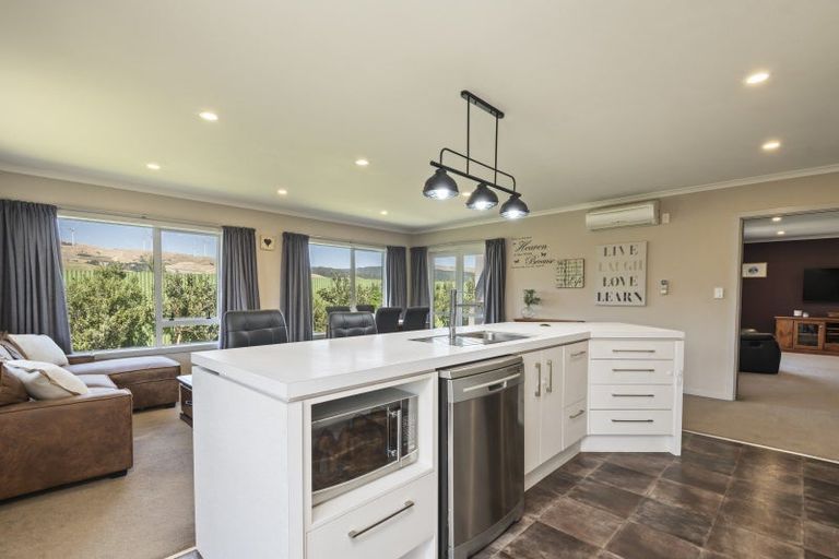 Photo of property in 94 Durham Street, Ashhurst, 4810