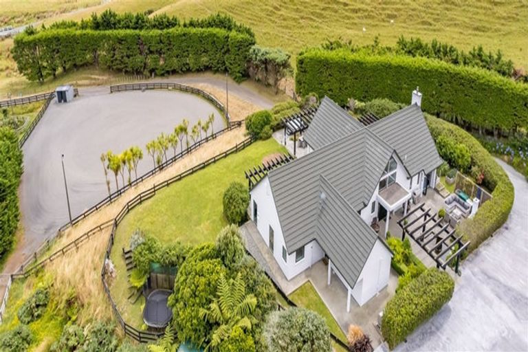 Photo of property in 830 Ohariu Valley Road, Ohariu, Wellington, 6037