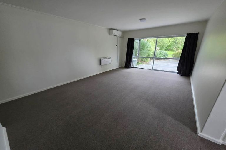 Photo of property in 95 Farmer Crescent, Taita, Lower Hutt, 5011