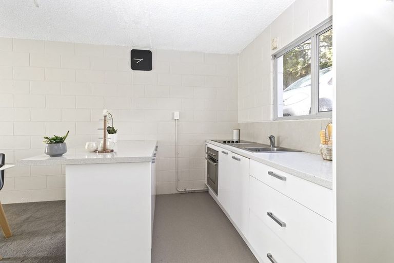 Photo of property in 2/4 Moana Street, Frankton, Hamilton, 3204