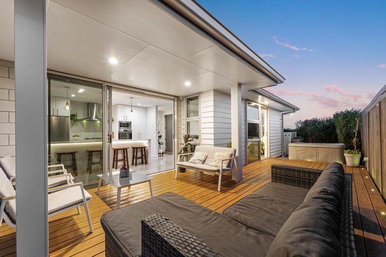 Photo of property in 30 Kuru Place, Papamoa, 3118