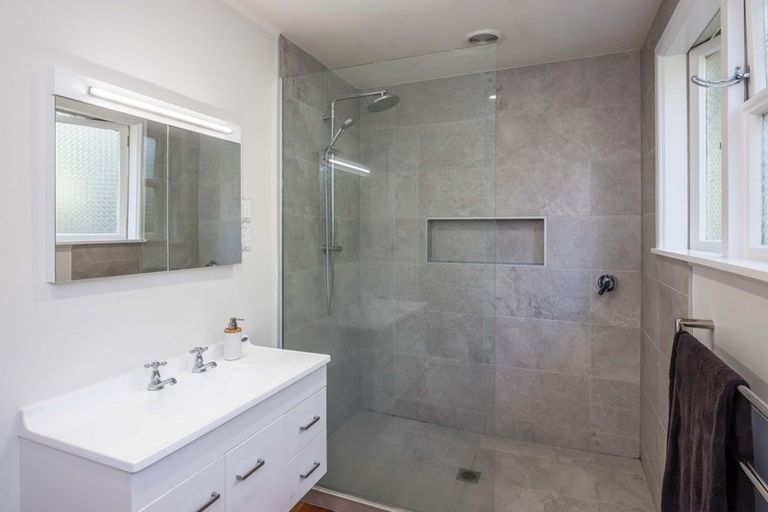 Photo of property in 5 Mamaku Street, Paraparaumu, 5032