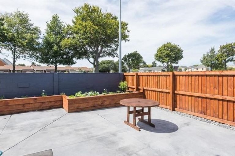 Photo of property in 1/265 Fitzgerald Avenue, Christchurch Central, Christchurch, 8013