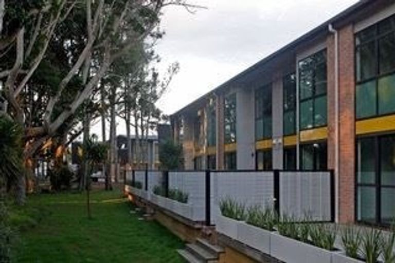 Photo of property in 6/182 Flat Bush School Road, Flat Bush, Auckland, 2019