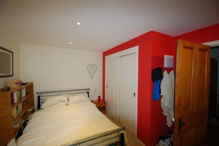 Photo of property in 36 Tiber Street, Island Bay, Wellington, 6023