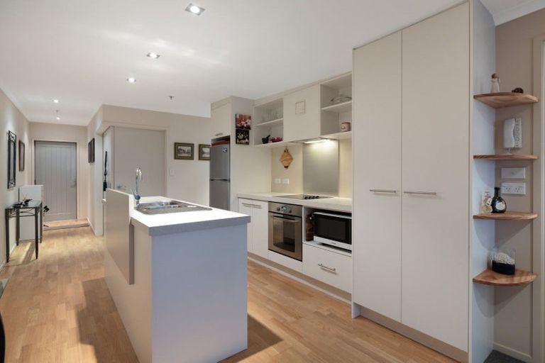 Photo of property in 305/332 Maunganui Road, Mount Maunganui, 3116