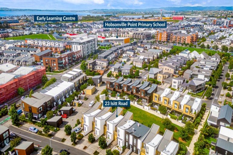 Photo of property in 23 Isitt Road, Hobsonville, Auckland, 0616