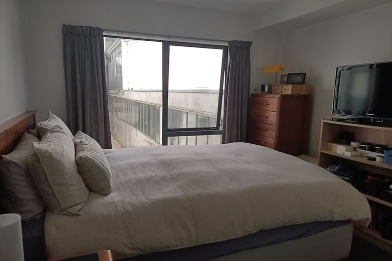 Photo of property in 3/232 Main Road, Tawa, Wellington, 5028