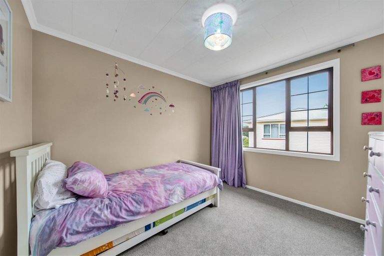 Photo of property in 6 Shakespeare Street, Stratford, 4332