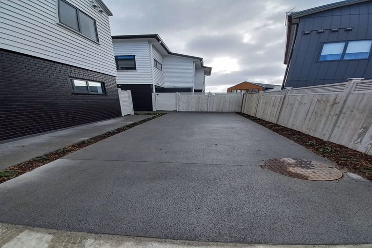 Photo of property in 3 Periko Way, Takanini, 2112