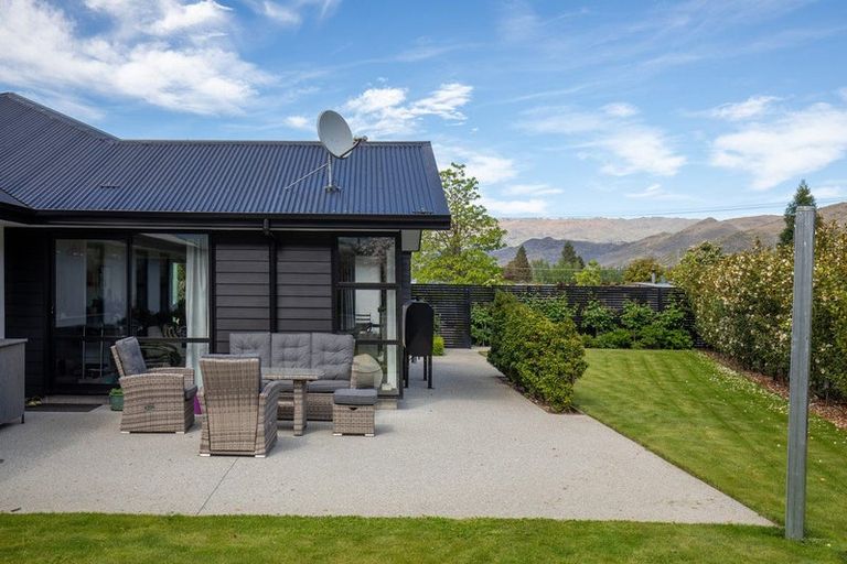 Photo of property in 76 Shields Street, Clyde, 9330