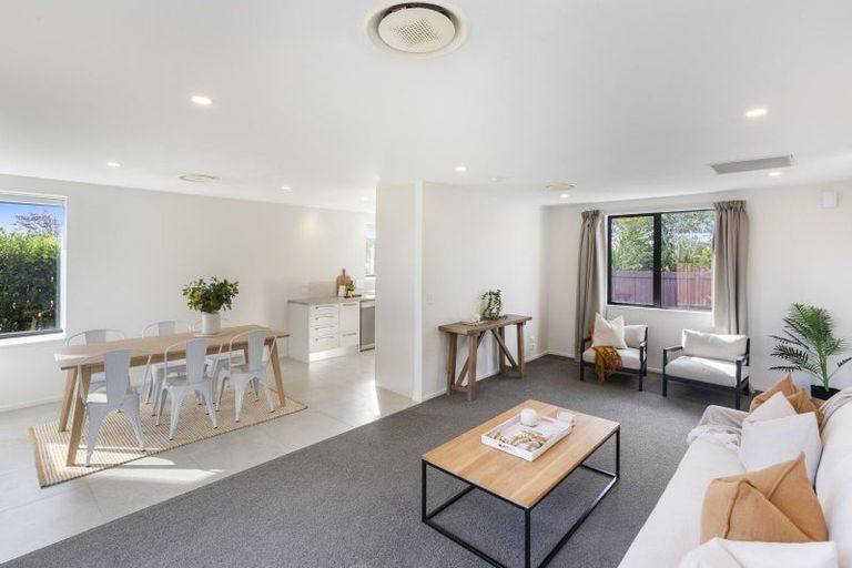 Photo of property in 2/18 Mervyn Drive, Avondale, Christchurch, 8061