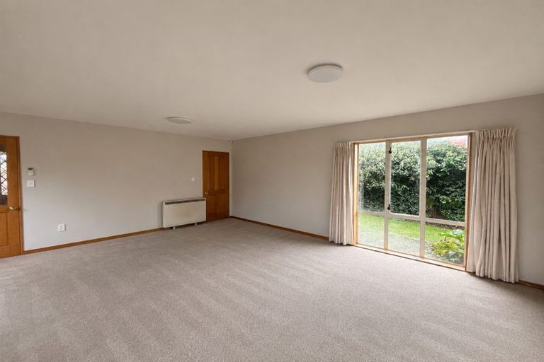 Photo of property in 1/64 Peer Street, Upper Riccarton, Christchurch, 8041