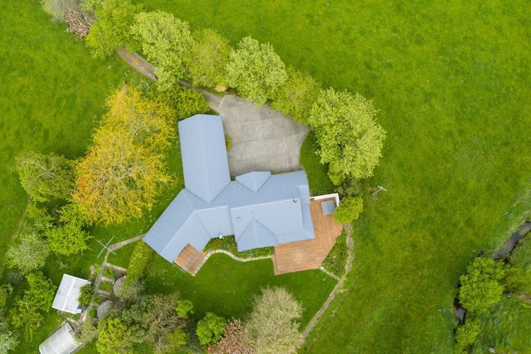 Photo of property in 31 Kahuterawa Road, Linton, Palmerston North, 4472