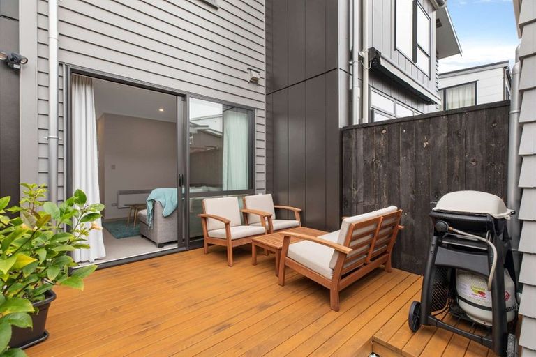 Photo of property in 20 Spotted Dove Road, Hobsonville, Auckland, 0616