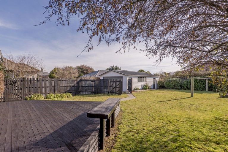 Photo of property in 223 Mairehau Road, Burwood, Christchurch, 8083