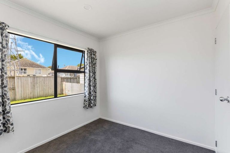 Photo of property in 19 Fisher Crescent, Otara, Auckland, 2023