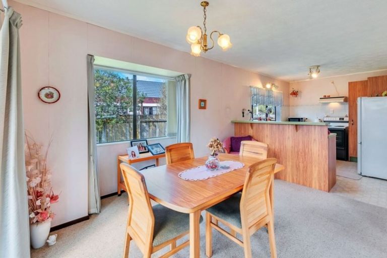 Photo of property in 13 Septimus Place, Henderson, Auckland, 0612
