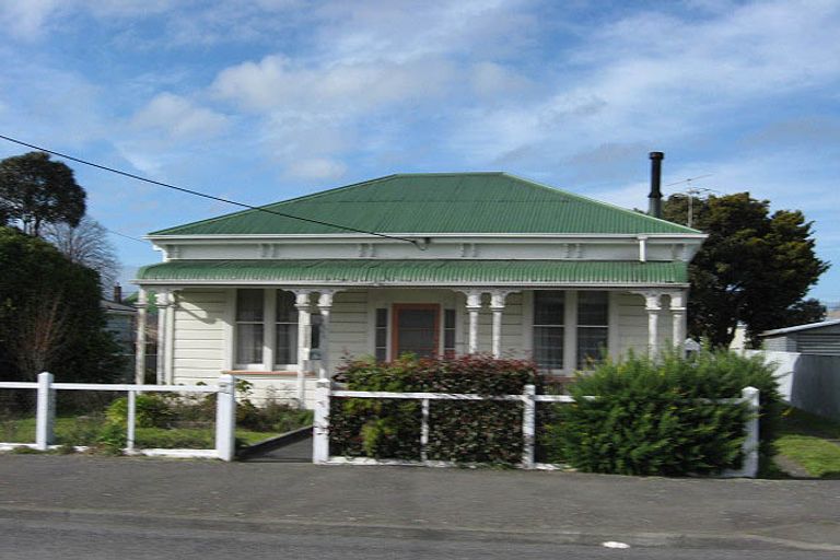 Photo of property in 121 Dixon Street, Masterton, 5810
