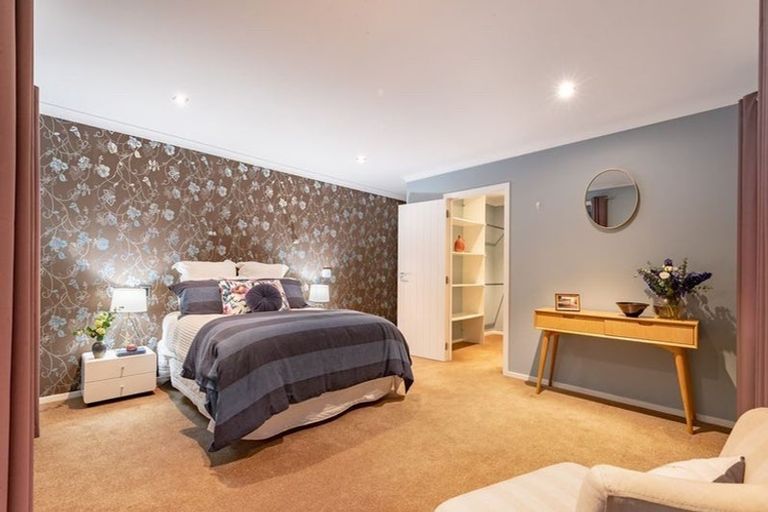 Photo of property in 25a Riverstone Drive, Riverstone Terraces, Upper Hutt, 5018