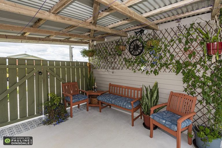 Photo of property in 17 Kokich Crescent, Onerahi, Whangarei, 0110