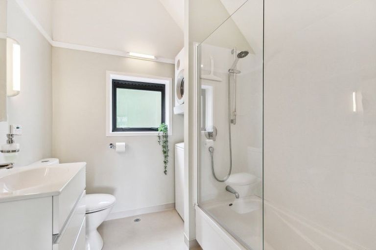 Photo of property in Pitarua Court, 11u2 Pitarua Street, Thorndon, Wellington, 6011