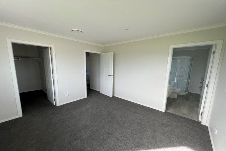 Photo of property in 8 Rayner Lane, Marton, 4710