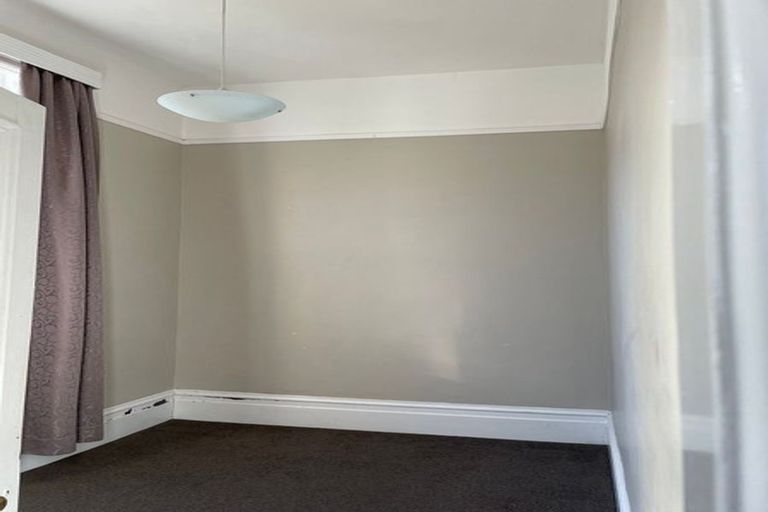 Photo of property in 109 Tasman Street, Mount Cook, Wellington, 6021