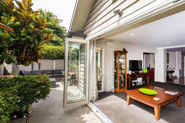 Photo of property in 1 Brookfield Drive, Northwood, Christchurch, 8051