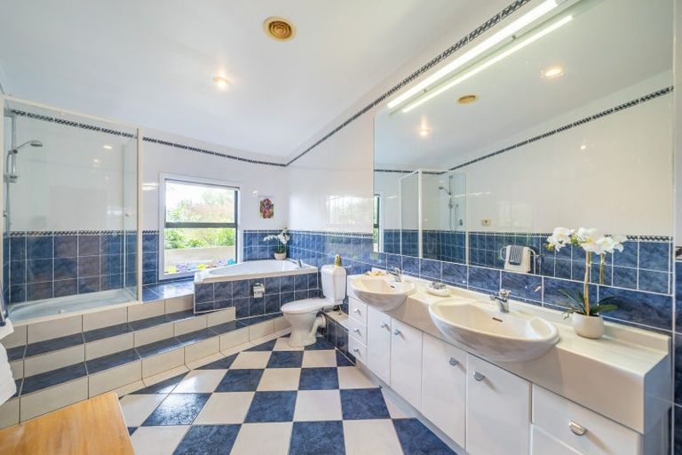 Photo of property in 69 Howard Road, Point Howard, Lower Hutt, 5013